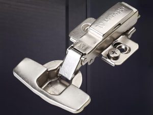 3D петля UNIHOPPER Без доводчика накладная, 45 мм с дек.накладкой