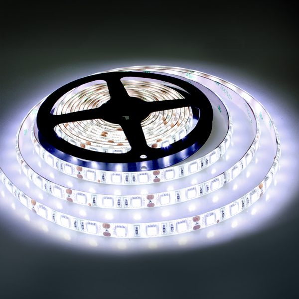 Светодиодная лента Standard IP33 5050/60 LED (12 Холодный 6000К) 840Lm/m Wt/m:14,4 (5м)